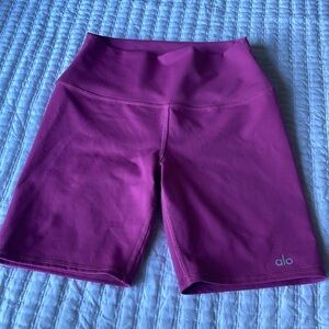ALO 5” biker short size S